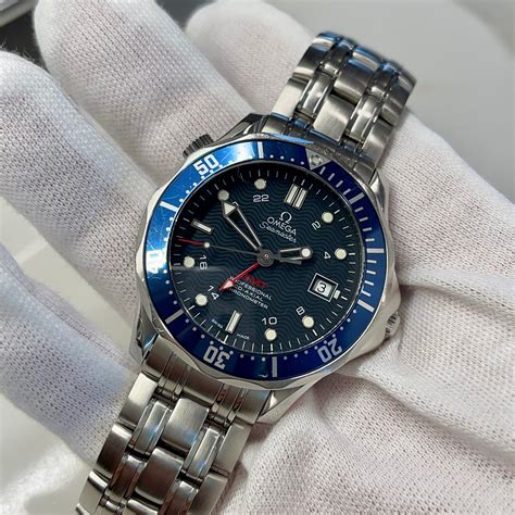 omega seamaster gmt blue.